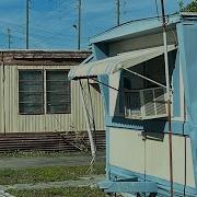 Pervert Park самый опасный парк мобильных домов в Америке Пинеллас Парк Флорида