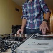 Notorious BIG Hypnotize Remix By WIRE ALIEN Of Green Light Garage BMX Honda FIT JAZZ CRV CR V GD3