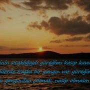 özgün Dur Gitme
