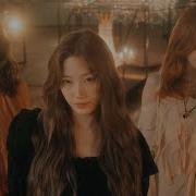 LE SSERAFIM 르세라핌 HOT English Ver OFFICIAL PERFORMANCE FILM