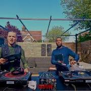 RITUAL 8 Outdoor Vinyl Set