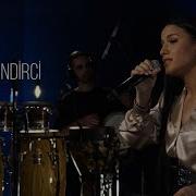Zeliha Kendirci Sor Akustik Live Performans