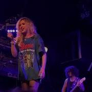 Adore Delano 3 Flowers