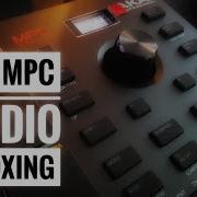 Unboxing AKAI S MPC STUDIO Akai S Answer To The MIKRO