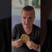 Disney S Cake Bake Shop Cookie Review Disney Cakebakeshop Disneysboardwalk Disneytreats