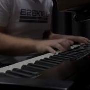 Really Slow Motion Sunder Live Performance
