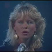 Mike Oldfield Anita Hegerland Moonlight Shadow TV Suecia 27 Marzo 1986