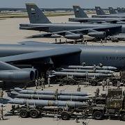Повышенная готовность США развертывают десятки бомбардировщиков B 52 вооруженных крылатыми ракетам