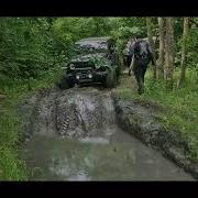 Одна глубокая лужа и OFFROAD завершен минус три ВНЕДОРОЖНИКА