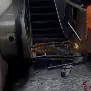 Фанаты обрушили эскалатор в римском метро