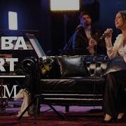 Tuğba Yurt Zalim Akustik Canlı Performans