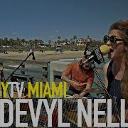 THE DEVYL NELLYS HOLY FRANCINE BalconyTV