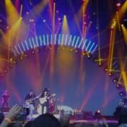 RAINBOW SPOTLIGHT KID LIVE MONSTERS OF ROCK 2016