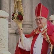 Services Held To Mark Palm Sunday