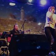 Mor Menekse Performed By 64