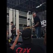 Crossfade Cold Live Tampa FL 98 Rockfest 4 2 11