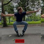 EDGING ON INLINE SKATES