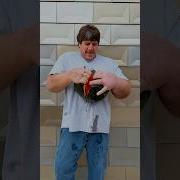 The Biggest Hands In The World