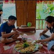 Duyen Made Vietnamese Style Pancakes And Invited Tham Over To Eat While He Was Still Here