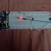 Toggle LEDs Using PIC Microcontroller