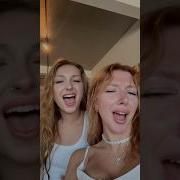 Yakın Arkadaşla çekilen O Akım Shorts Manifest Minasolak Manifestgirls Kts Suedauluca Akım