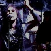 Mötley Crüe Hooligan S Holiday