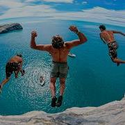 THE PERFECT SPOT Death Diving In Italy