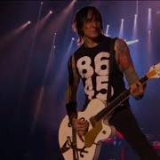Attitude You Can T Put Your Arms Around A Memory Live Rock In Rio 2017 Pro Shot