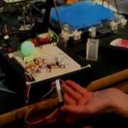 Color Swirling Using 555 Timers And An Accelerometer