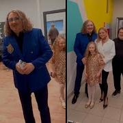 Игорь Крутой и Игорь Николаев с женой Проскуряковой и дочкой на съемках Новогодней передачи
