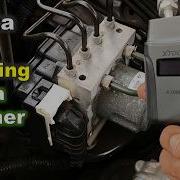 How To Remove AIR From ABS System With A Scanner Toyota ABS Module Bleed