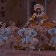 Mother Ginger In George Balanchine S The Nutcracker