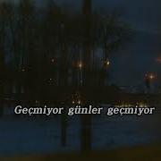 Emre Fel Geçmiyor Günler Sözleri