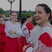 С будущей победой нас Мы сильнее Чего стыдятся россияне в День России 2026 Опрос Москва