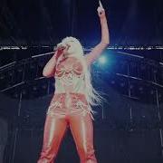 Ava Max Performs Who S Laughing Now Live At Hersherypark Stadium