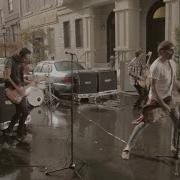Go Behind The Scenes Of All Time Low S Something S Gotta Give Music Video