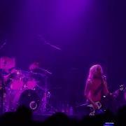 L7 Pretend We Re Dead Paris 18 06 2024
