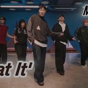 THE DANCE DAY Beat It Dance Performance MIRRORED