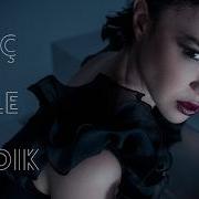 Zeynep Doruk Geç Bile Kaldık Official Video