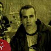 Acılara Tutunmak Haluk Levent Official Video