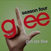 Girl On Fire Glee HD Full Studio