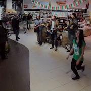 Ирландский флешмоб в Вене 2015 Дикий странник в Меркуре