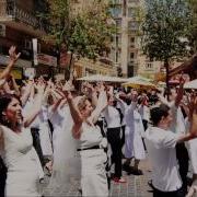 Flashmob Jerusalem Love Respect מה גרם לחתנים וכלות לצאת לרקוד ברחובות 1