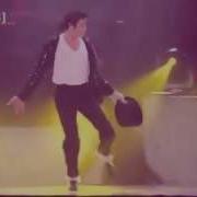 Michael Jackson Wanna Be Starting Something Ft Akon Video Remix 720P HD