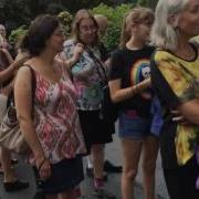 Time Lapse Of Line For NYBG S Corpse Flower