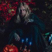 REDZED HALLOWEEN GRAVEDIGGER