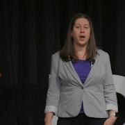 Сила прототипирования Эдриенн Озденмур TEDxBGSU