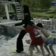 3 Very Cute Michael Jackson Moments D