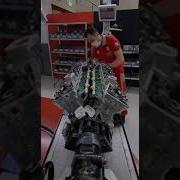 Сборка двигателя V12 Ferrari