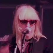 L7 Monster Live At Hellfest 2015